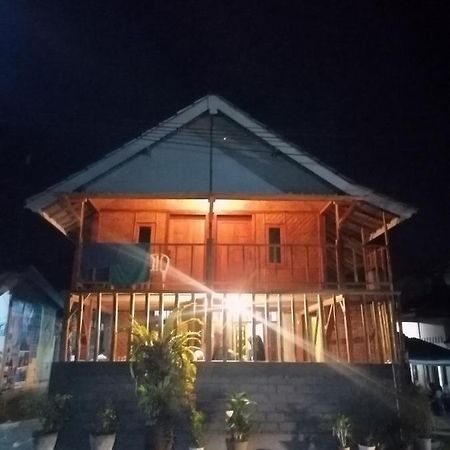 Jaya Homestay Tetebatu Exterior foto