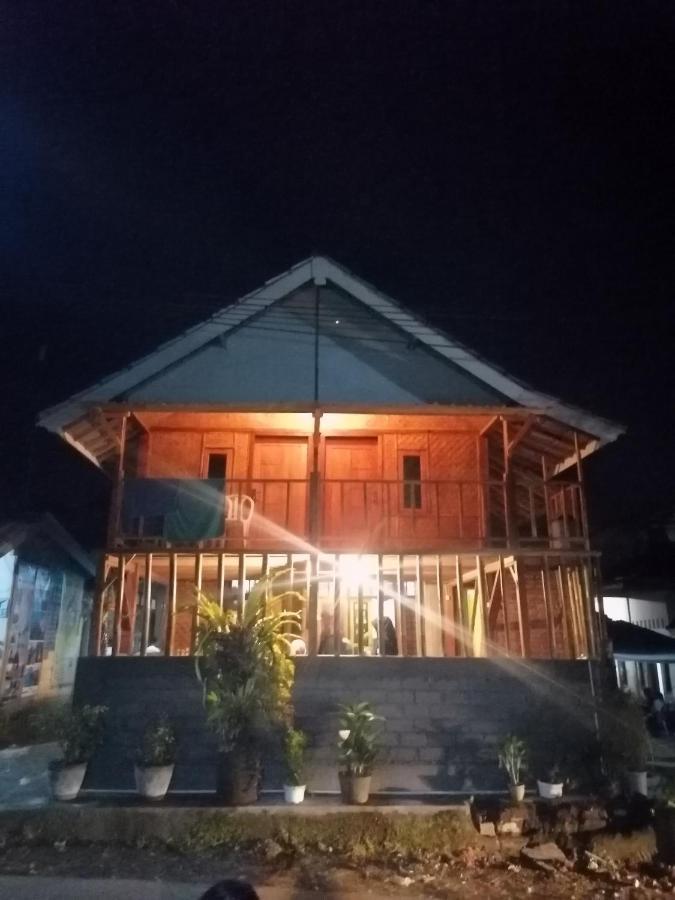 Jaya Homestay Tetebatu Exterior foto
